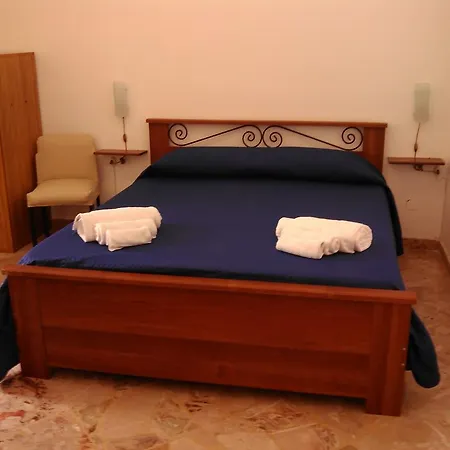 בית הארחה La Casa Di Jole *