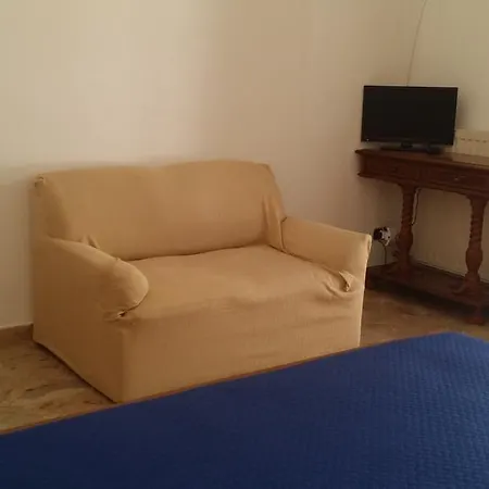 בית הארחה La Casa Di Jole מונדלו
