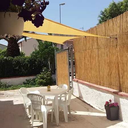 בית הארחה La Casa Di Jole מונדלו